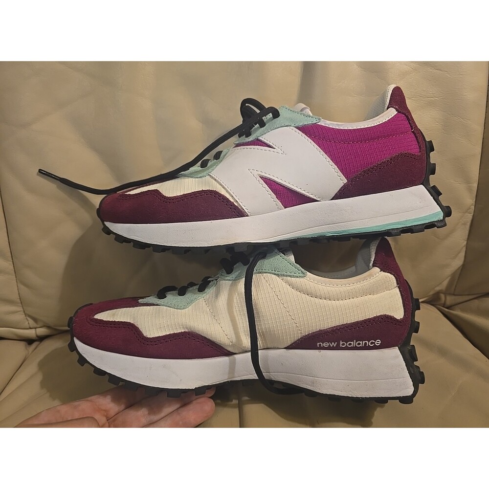 New Balance 327 Women's Athletic Shoes Retro Style Purple White Teal Size 8.5 - Picture 3 of 11